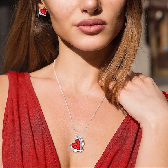 Love Heart Necklaces and Earrings Jewelry Set - Picture 4 of 8